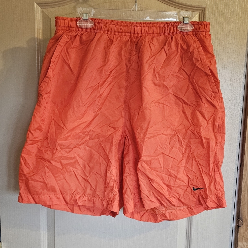 NIKE Men's Swim Trunks Shorts Size L LINED Orange Side Pockets Back Zip Pocket
